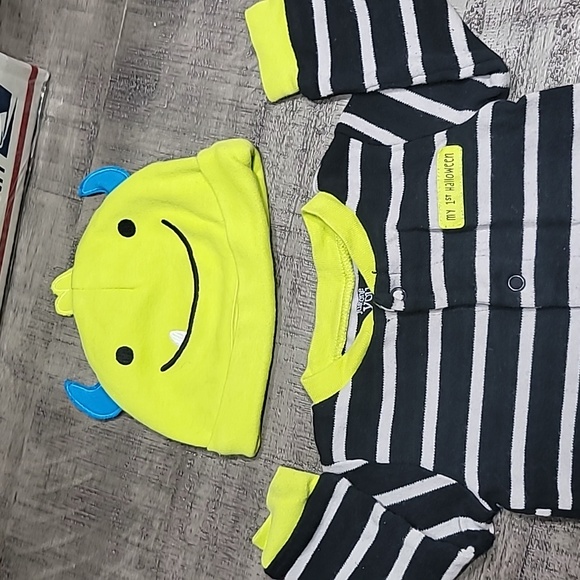 FALL Bundle 6 Months Pumpkin 🎃 Monster & pup 🐶 Gender Neutral - Picture 8 of 12